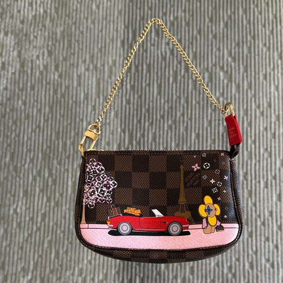 Louis Vuitton Handbags - Louis Vuitton Mini pochette, limited edition Vivienne in Paris
